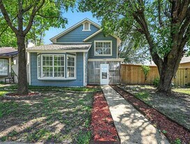 2108 Chatham Square Ct in Dallas, TX - Building Photo