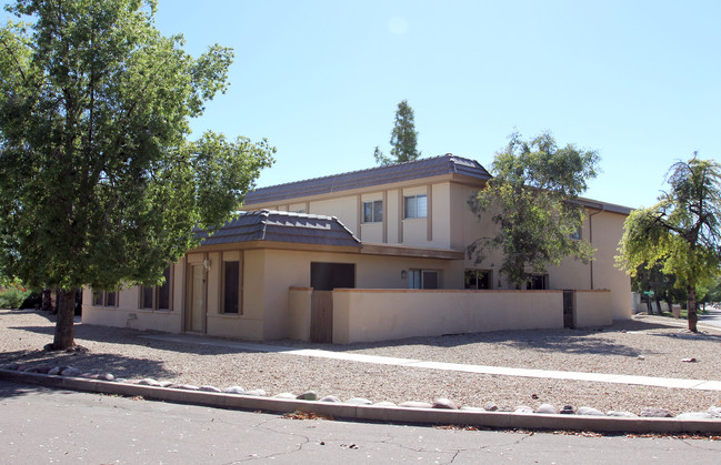 17009 Calle Del Oro in Fountain Hills, AZ - Building Photo - Building Photo