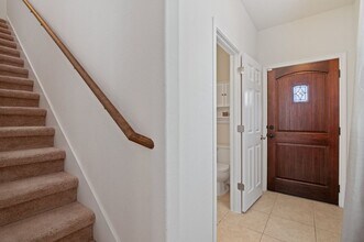 2105 Town Centre Dr in Round Rock, TX - Building Photo - Building Photo