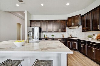 177 Tangerine Dr in Buda, TX - Building Photo - Building Photo