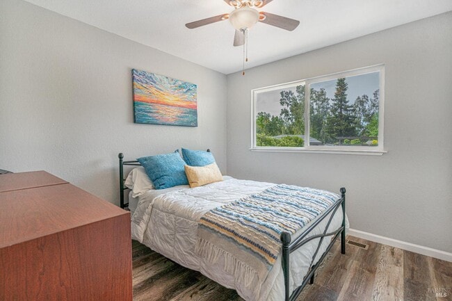 849 Colleen Dr in Windsor, CA - Building Photo - Building Photo