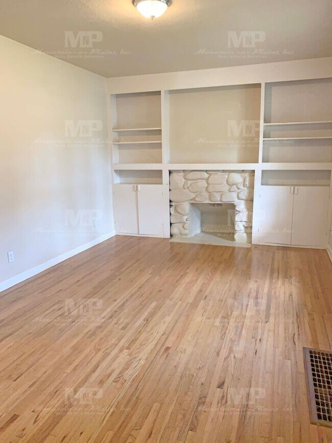 645 S Loomis Ave in Fort Collins, CO - Building Photo - Building Photo