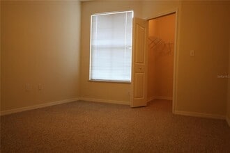5811 Legacy Crescent Pl in Riverview, FL - Building Photo - Building Photo