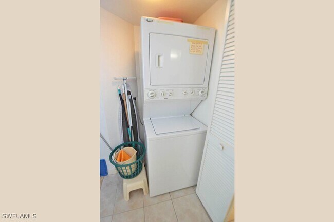 property at 113 Wading Bird Cir