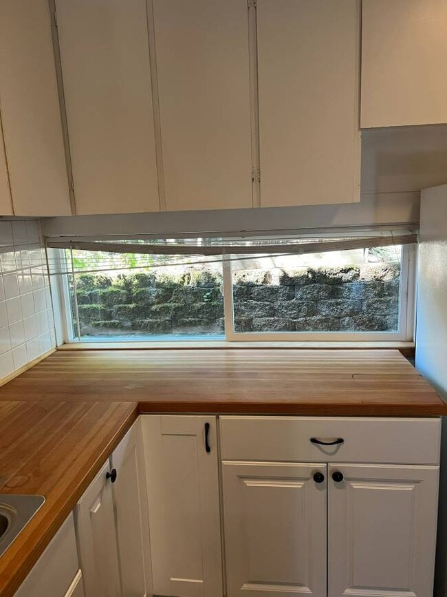 property at 7929 Southeast Taggart Street