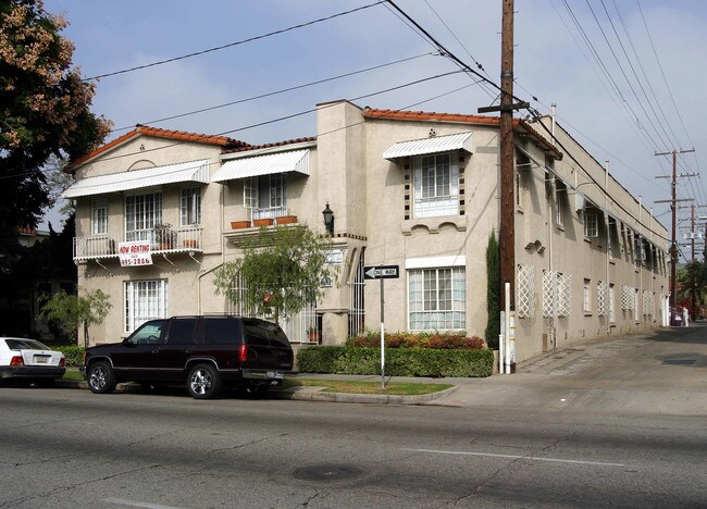 433 W 7th St in Long Beach, CA - Building Photo - Building Photo