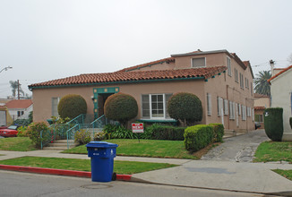 501-503 N Gardner St in Los Angeles, CA - Building Photo - Building Photo