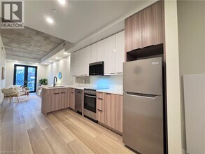 169 James St S in Hamilton, ON - Building Photo - Building Photo