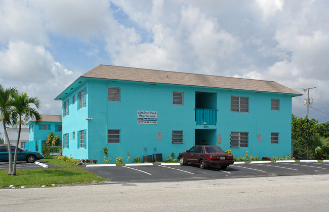 4075 NE 1st Ave in Fort Lauderdale, FL - Building Photo - Building Photo