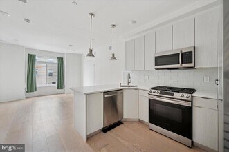 1843 E Huntingdon St in Philadelphia, PA - Building Photo - Building Photo