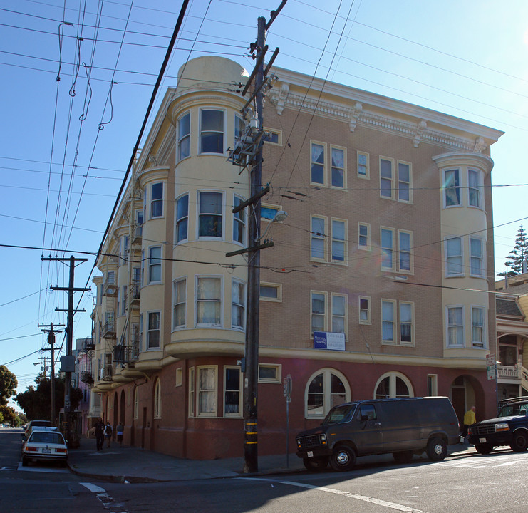 1885 Page St in San Francisco, CA - Building Photo