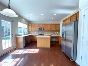 219 Euphoria Cir in Cary, NC - Building Photo - Building Photo