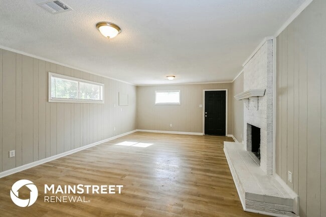 6760 Camelot Rd in Horn Lake, MS - Building Photo - Building Photo