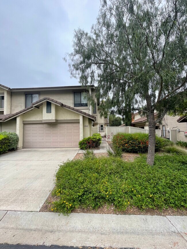 13042 Creek Park Dr Rentals in Poway, CA
