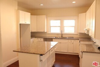 1244 W 46th St in Los Angeles, CA - Building Photo - Building Photo