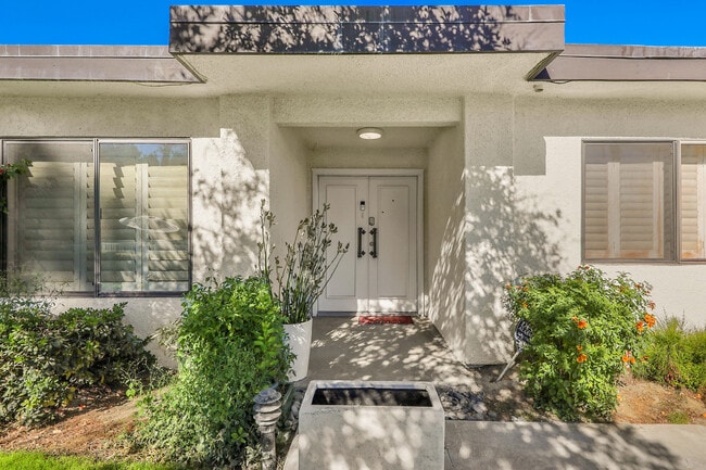 47 Juan Carlos St in Rancho Mirage, CA - Building Photo - Building Photo