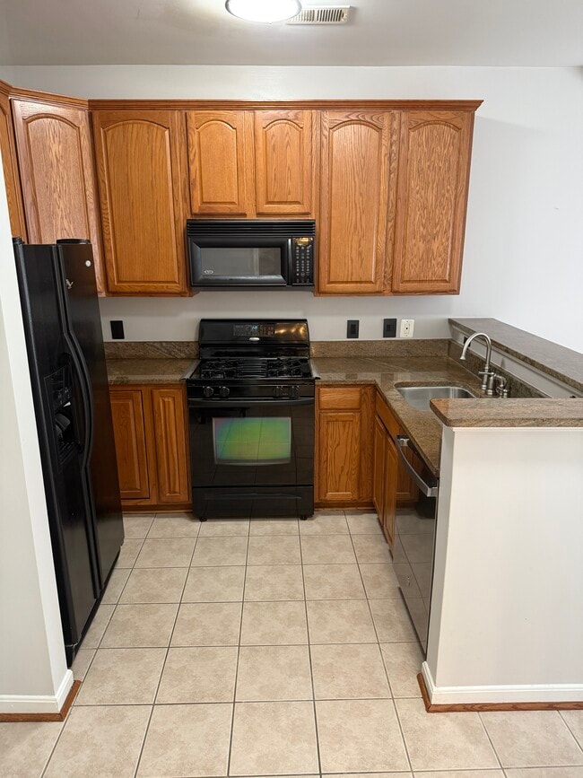 15620 Everglade Ln in Bowie, MD - Building Photo - Building Photo