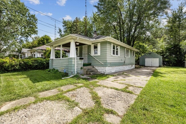 property at 819 Victoria Ave