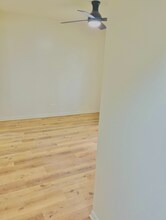 6439 S St Lawrence Ave in Chicago, IL - Building Photo - Building Photo