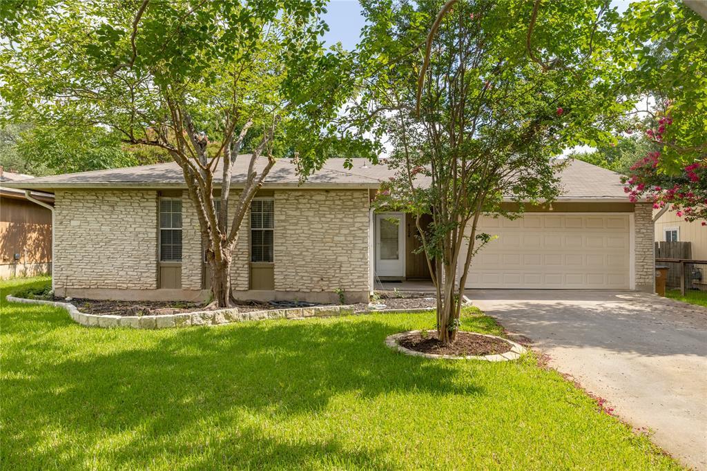4104 Harcourt Dr in Austin, TX - Building Photo