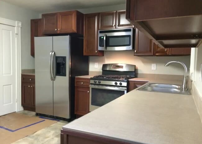 1310 Mifflin St, Unit Apt 1