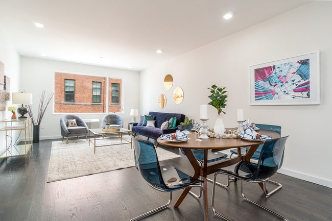 6122 Hudson Ave, Unit 2I in West New York, NJ - Building Photo - Building Photo