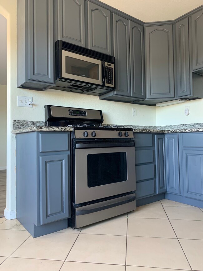 1914 Clayton Way Apartments and Nearby Concord Apartments For Rent