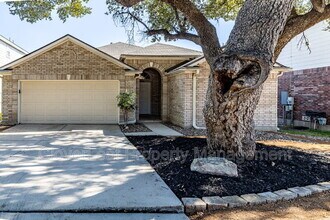 21519 Rio Comal in San Antonio, TX - Building Photo - Building Photo