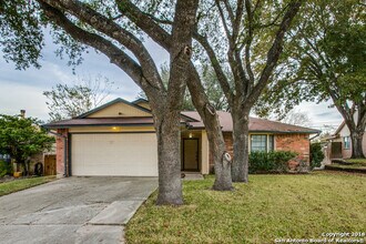 6103 John Chapman in San Antonio, TX - Building Photo - Building Photo