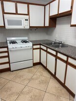 15290 SW 106th Ln in Miami, FL - Building Photo