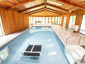 11552 Chimney Ridge Ct in Traverse City, MI - Foto de edificio - Building Photo