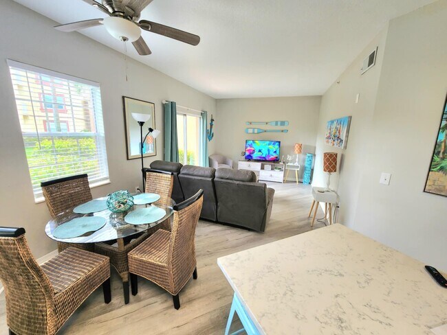 15625 Ocean Walk Cir, Unit 106 in Ft. Myers, FL - Building Photo - Building Photo