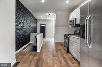 708 N Duncan St photo'