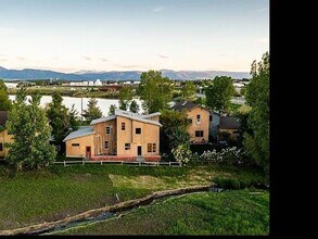 235 Turtle Wy in Bozeman, MT - Building Photo - Building Photo
