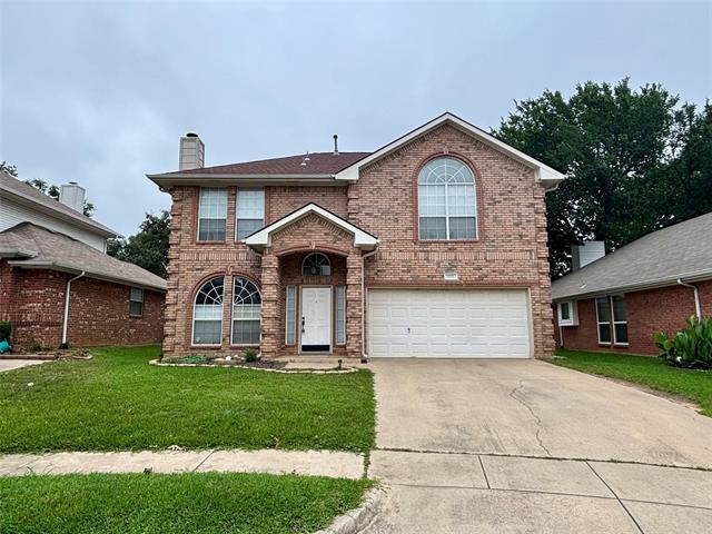 2245 Tiffany Glenn Ct in Bedford, TX - Building Photo