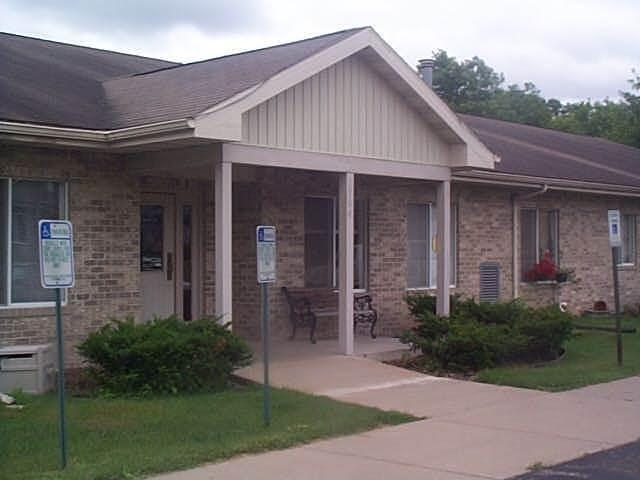 Applewood View Apartments in Cross Plains, WI - Building Photo