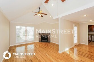 3020 Laurel Creek Dr in Grapevine, TX - Foto de edificio - Building Photo