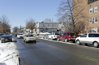 Broadway Towers in Paterson, NJ - Building Photo - Building Photo