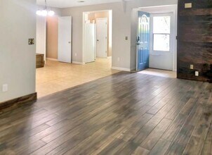 8108 Halifax Way in Charleston, SC - Building Photo - Building Photo