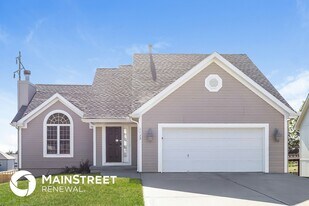 1133 Willow Ln in Liberty, MO - Building Photo