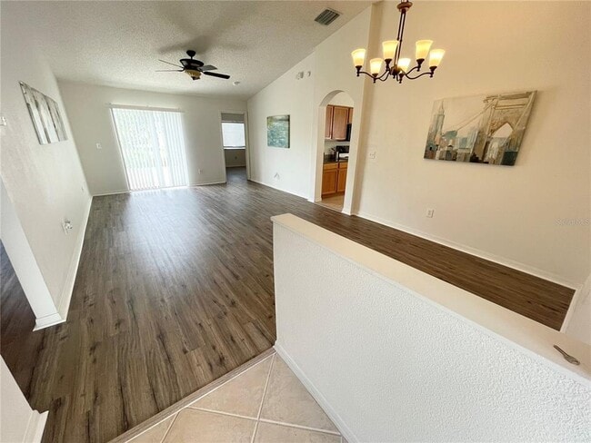 11735 Brenford Crest Dr in Riverview, FL - Building Photo - Building Photo