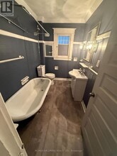 46 Grove St in Welland, ON - Building Photo - Building Photo