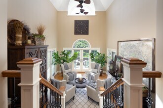 1091 Johnson Dr in Naperville, IL - Building Photo - Building Photo