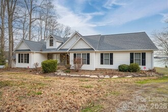 4626 Little Creek Dr in Denver, NC - Building Photo - Building Photo