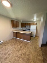 4901 S Orchard St-Unit -4901-B in Tacoma, WA - Building Photo - Building Photo