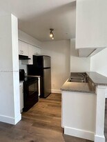 420 S Park Rd in Hollywood, FL - Building Photo