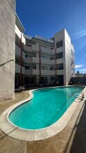 El Cerrito Apartments in Los Angeles, CA - Building Photo - Building Photo