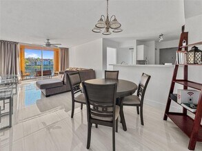 2123 Renaissance Blvd in Miramar, FL - Building Photo - Building Photo