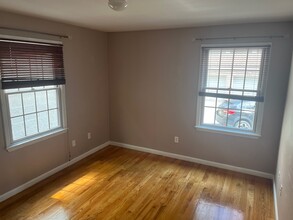 159 Lafayette St, Unit 1 in Newark, NJ - Foto de edificio - Building Photo