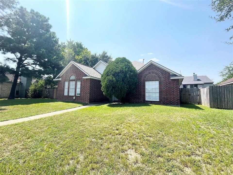 6407 Bosley Ln in Houston, TX - Building Photo